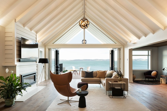 Winner – Resene Total Colour Neutrals Colour Maestro Award: Beachlands House by Lisa Day of Donnell Day Architects  